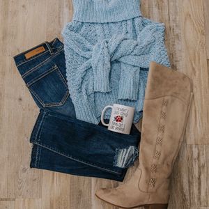Image post by @shopfillyflair on Instagram