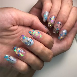 Image post by @nestanails on Instagram