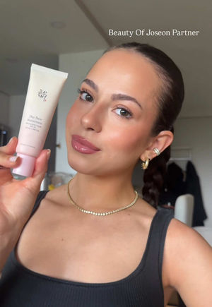 Video post by @anyaweitz on TikTok
