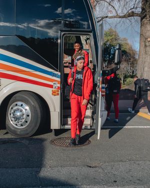 Image post by @smuwbb on Instagram