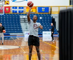 Image post by @brebeuf.sports on Instagram