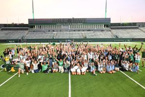 Image post by @greenwavefb on Instagram