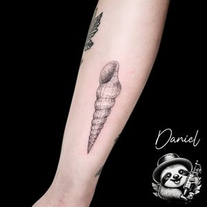 Image post by @whitesloth.tattoo on Instagram