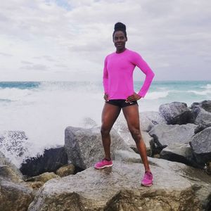 Image post by @fitgirlbomb on Instagram