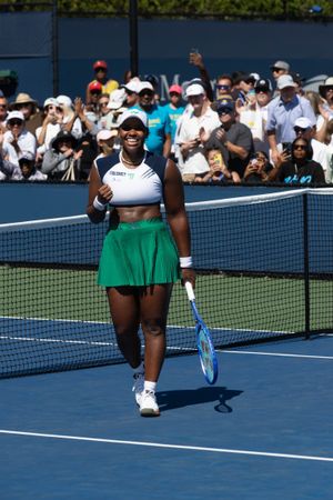 Video post by @thetaylortownsend on TikTok