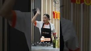 Video post by @telemundo on YouTube