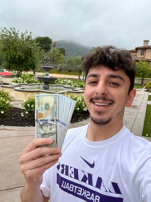 Image post by @FaZeRug on Twitter