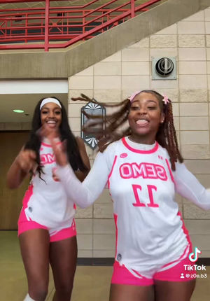 Video post by @semoredhawks on TikTok