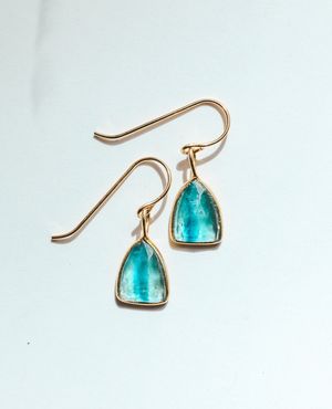 Image post by @juliaszendreijewelry on Instagram