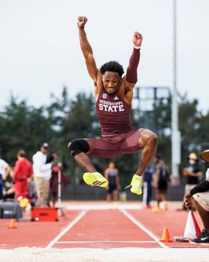 Image post by @hailstatetf on Instagram