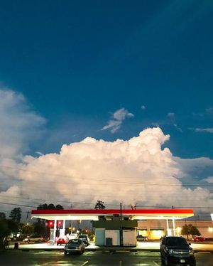 Image post by @themikeledford on Instagram
