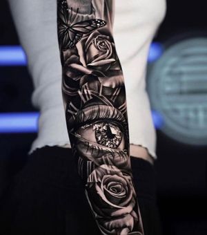 Image post by @skindesigntattoos on Instagram