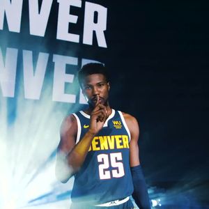 Video post by @nuggets on Twitter