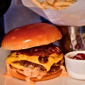 Image post by @mortonssteak on Instagram