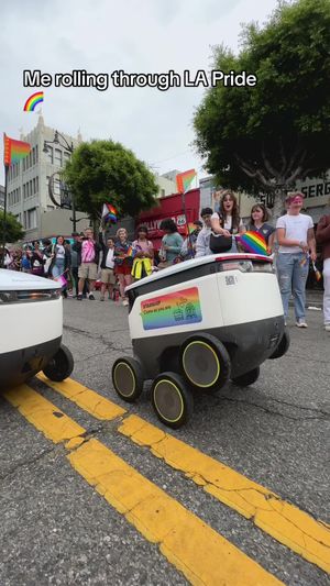 Video post by @starshiprobots on TikTok