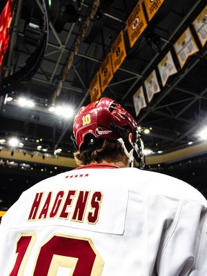 Image post by @hockey_east on Instagram