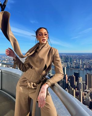 Image post by @winnieharlow on Instagram
