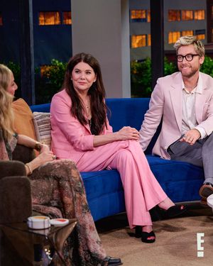 Image post by @eentertainment on Instagram