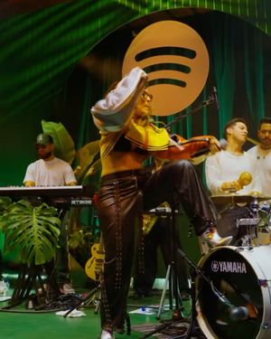 Image post by @vivalatino on Instagram