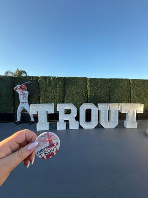 Image post by @angels on Facebook