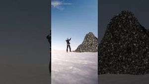 Video post by @cleoabram on YouTube