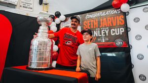 Image post by @Canes on Twitter