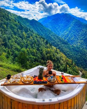 Image post by @travelwithmarvel on Instagram