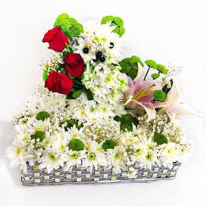 Image post by @sayitwithflowerspk on Facebook