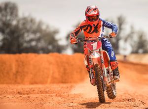 Image post by @foxracing on Twitter