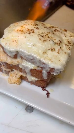 Video post by @lipsmackingfoodie on Instagram