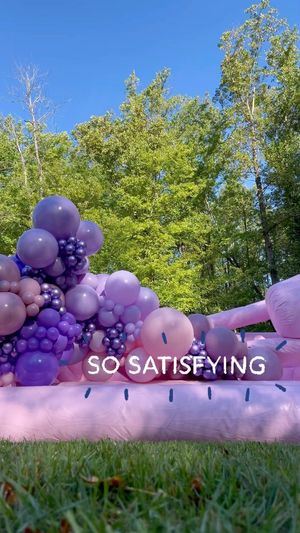 Video post by @balloons_by_victoria_dz on Instagram