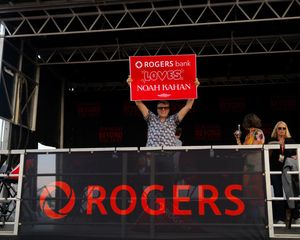 Image post by @rocktherunwayldn on Instagram