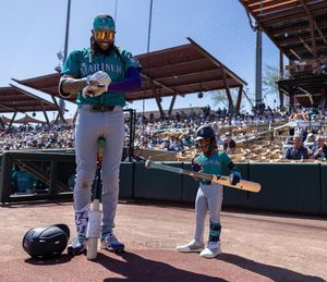 Image post by @league.minis on Instagram