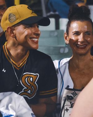 Image post by @daddyyankee on Instagram