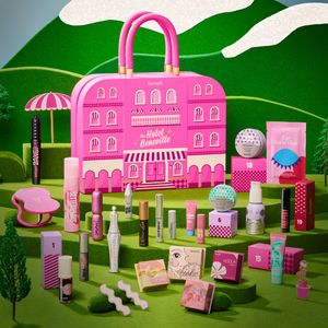 Image post by @benefitspain on Instagram