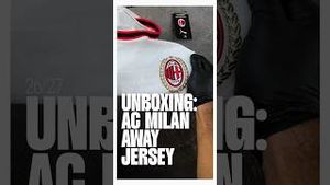 Video post by @worldsoccershop on YouTube