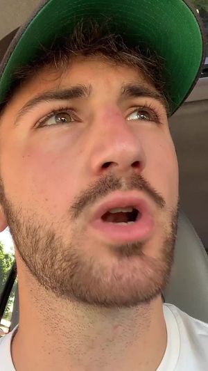 Video post by @leoucifero on TikTok