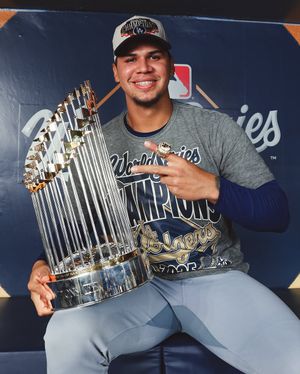 Image post by @edgardohenriquez.60 on Instagram