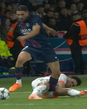 Video post by @doseofkhadija on TikTok