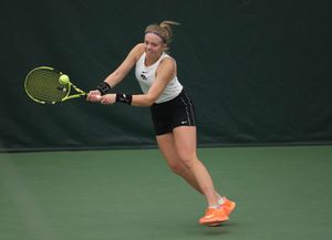 Image post by @iowa_tennis on Twitter