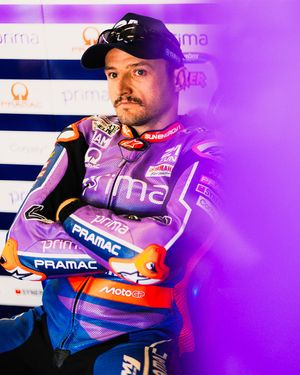 Image post by @pramacracing on Instagram