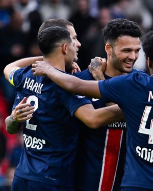 Image post by @psg on Instagram