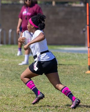 Image post by @girlsrugbysocal on Instagram