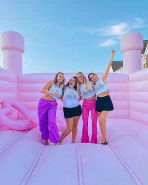 Image post by @utees_deltazeta on Instagram