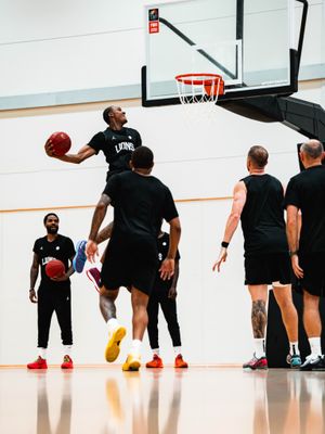 Image post by @londonlions on Instagram