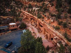 Image post by @visitpikespeak on Instagram