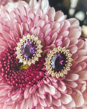 Image post by @maejeanvintage on Instagram