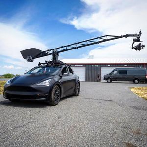Image post by @motocrane_team on Instagram