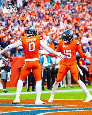 Image post by @broncosespanol on Instagram