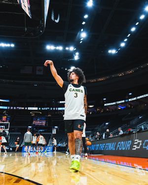 Image post by @caneshoops on Instagram